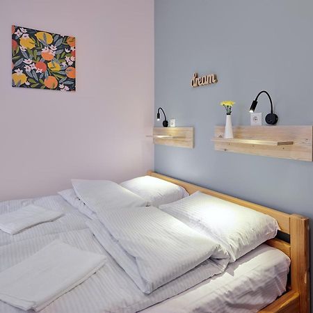 Dream Hostel Khmelnytskyi エクステリア 写真