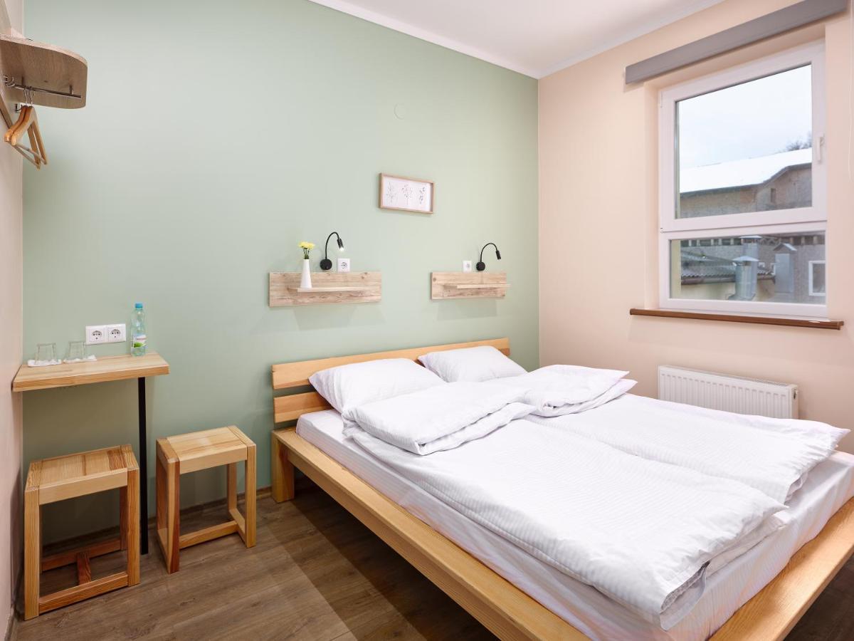Dream Hostel Khmelnytskyi エクステリア 写真