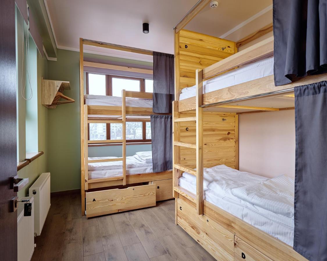 Dream Hostel Khmelnytskyi エクステリア 写真