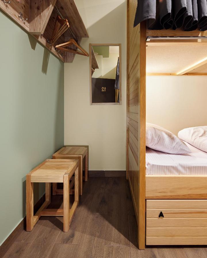 Dream Hostel Khmelnytskyi エクステリア 写真