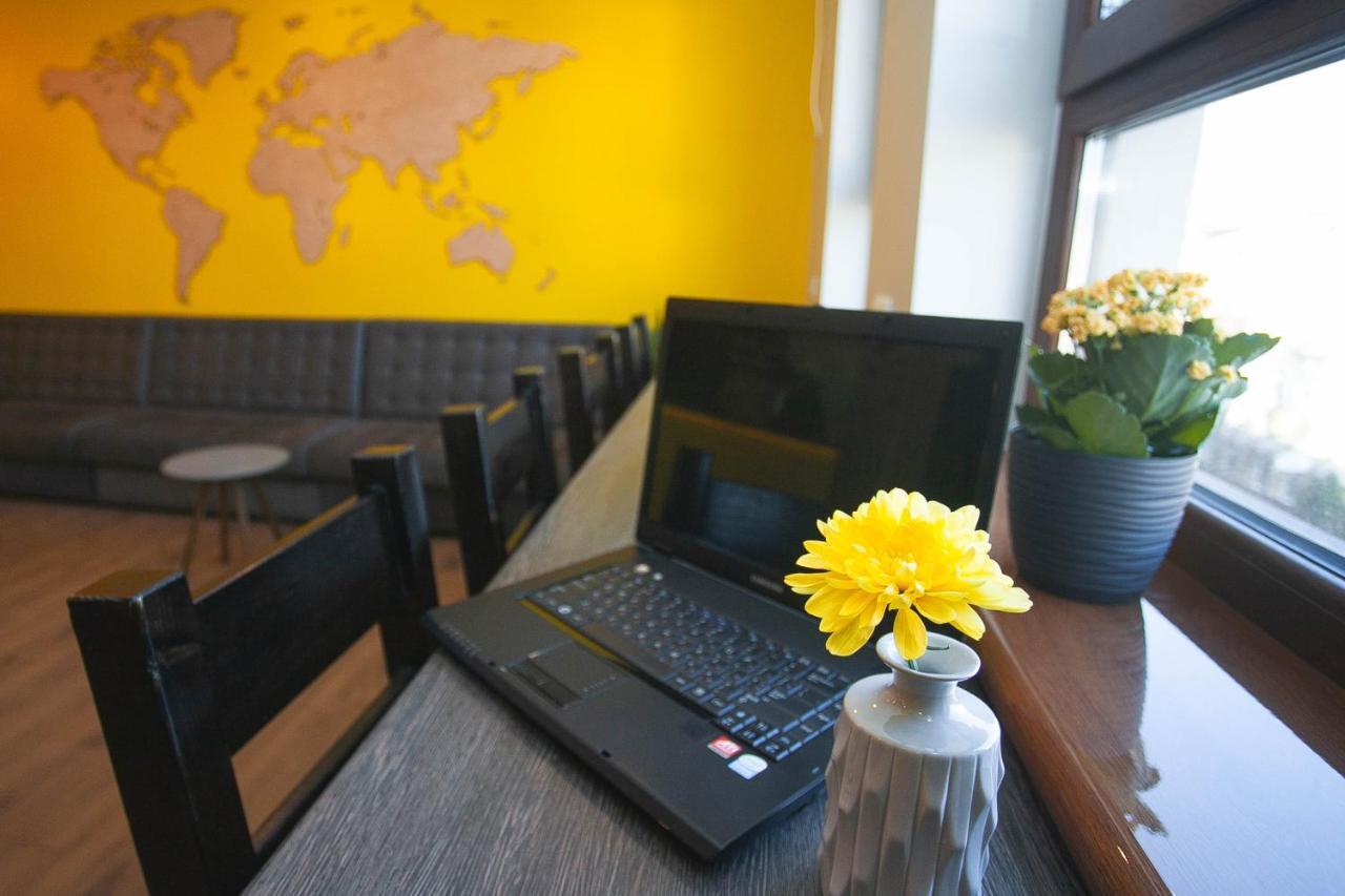 Dream Hostel Khmelnytskyi エクステリア 写真