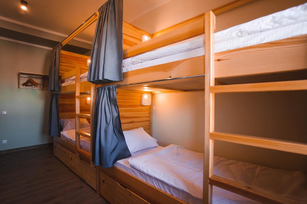 Dream Hostel Khmelnytskyi エクステリア 写真