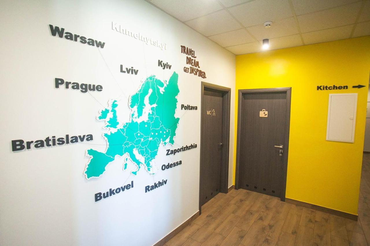 Dream Hostel Khmelnytskyi エクステリア 写真